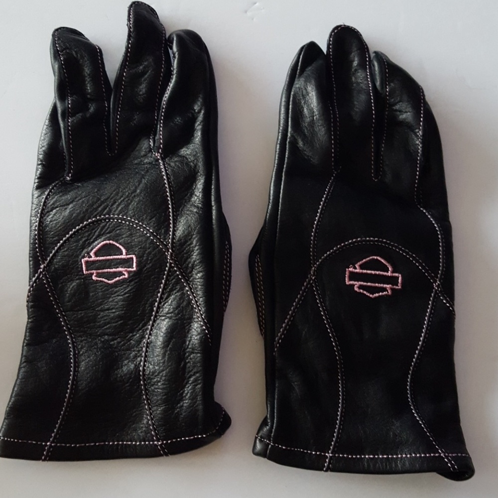 Women's riding gloves